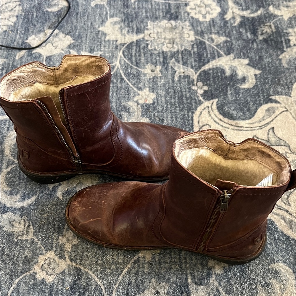 UGG Chestnut Leather Winter Boots